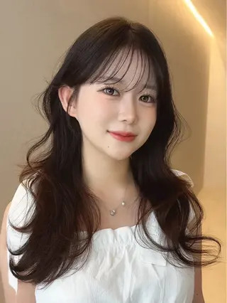 ロング カラー COAPLUS立川所属・前髪/顔周り 透明感カラーとどさんのヘアスタイル