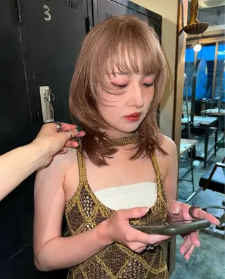 ミディアム ハイトーン/デザイン honokaのヘアスタイル