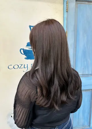 ミディアム 髪質改善/艶髪/ 透明感カラー/サラのヘアスタイル