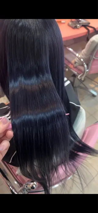 ロング MienePink所属・椎名 海咲のヘアスタイル