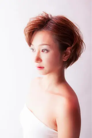 ショート 山野井 誠のヘアスタイル