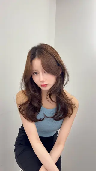 ロング カラー 韓国ヘア/レイヤー/ 顔まわり足立遥奈のヘアスタイル