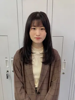 ロング カラー サトウ リョウのヘアスタイル