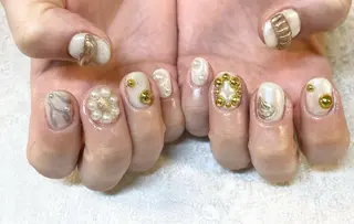 ネイル Merci Miyu 南堀江のネイルデザイン