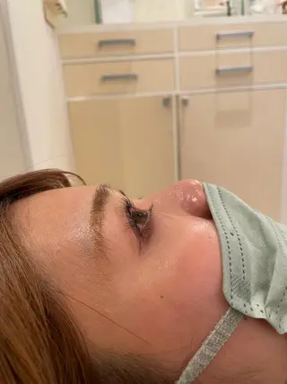 マツエク・マツパ アサト チヨノのヘアスタイル