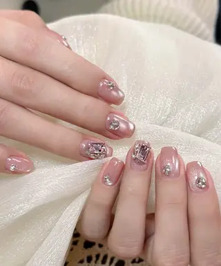 ネイル Dola Nail ユキンイのネイルデザイン