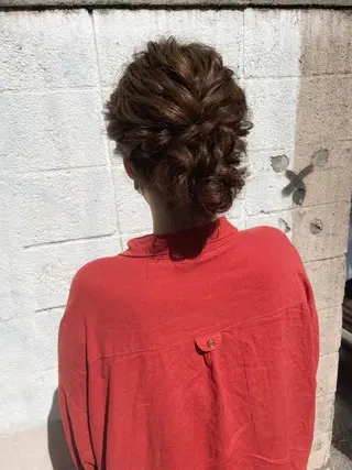 セミロング ヘアアレンジ ヘアアレンジ にいた　かづしげのヘアスタイル