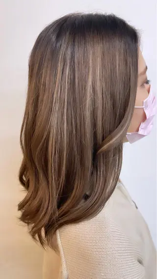 ロング カラー ヘアアレンジ FONS 🤍yurika🤍のヘアスタイル