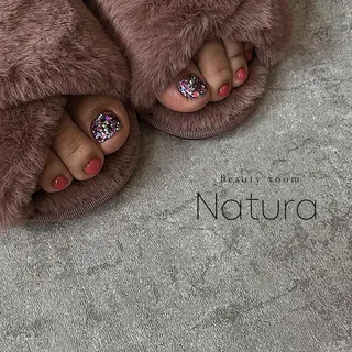 ネイル マツエク・マツパ アイブロウ beautyroom Naturaのネイルデザイン