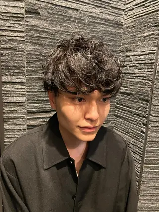 ミディアム パーマ メンズ カット指名No1漆原 聡のヘアスタイル