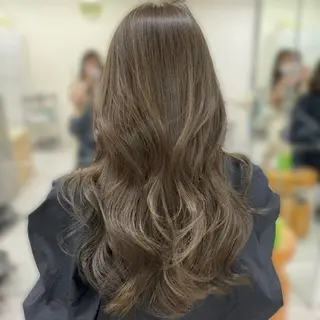 ロング カラー HACHI所属・HIYORI👶🏻 🤍カラーモデル募集のヘアスタイル