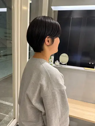 ショート SHEA.所属・表参道SHEA Am i／レイヤーカットのヘアスタイル