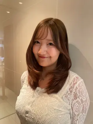 ロング chihiro / レイヤーカットモデルのヘアスタイル