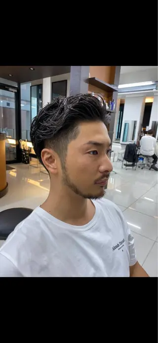 パーマ メンズ 八谷 将平のヘアスタイル