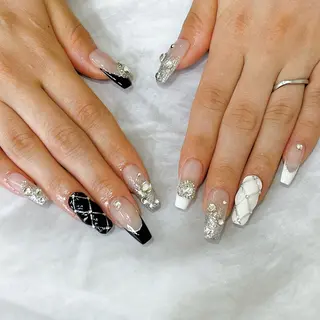 ネイル Ellenail名古屋所属・伊藤 愛のネイルデザイン