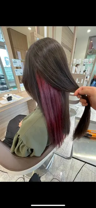 ロング カラー 加藤 未歩のヘアスタイル