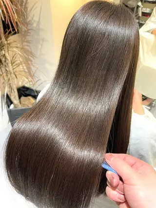 ロング カラー 髪質改善＆艶髪美髪エステ専門店　Lyrae～リラエ～所属・西梅田🌿髪質改善 井手　浩太朗のヘアスタイル