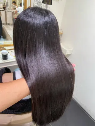 ロング 清藤 綾のヘアスタイル