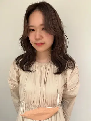 セミロング カラー ヘアアレンジ 🎀taro ブリーチなしカラーのヘアスタイル