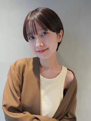ショート 横浜/カット/ボブ/ レイヤーカットのヘアスタイル