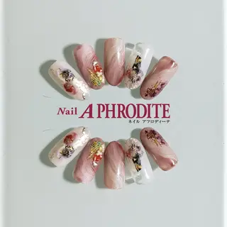 ネイル Nail  Aphroditeのネイルデザイン