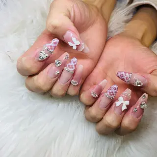セミロング HANA まいさのネイルデザイン