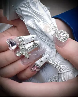 ネイル Lyna Nailのネイルデザイン