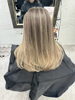 ロング カラー ヘアアレンジ 久米 治仁のヘアスタイル