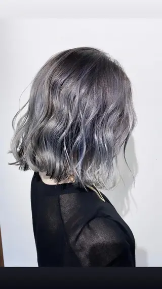 ショート 🌈8月末までシャ イン輝きハイトーン✨のヘアスタイル