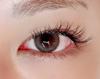 マツエク・マツパ ROMMY.eyelash本厚木所属・中岡 千尋の眉毛・アイブロウイメージ