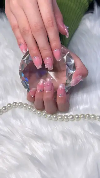 ネイル Kobayashi Komugiのネイルデザイン