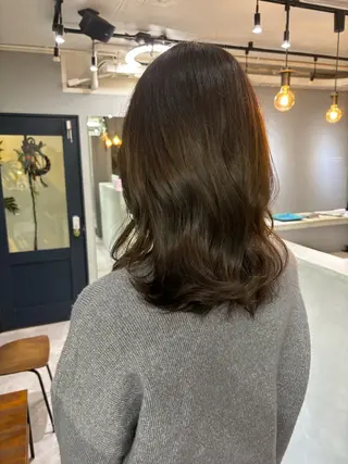セミロング カラー きよはらちさき🍑 柔らかカラー🌱🫧のヘアスタイル