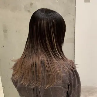 ミディアム カラー サロウィン(SALOWIN)原宿iori店所属・れい🫧 ハイトーン特化のヘアスタイル