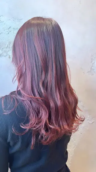 ロング カラー 川井麻由🎀アイドル 量産🎀ピンクカラーのヘアスタイル