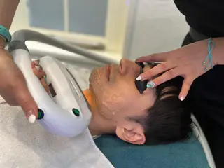 メンズ 青山 英里香のエステ・リラクイメージ