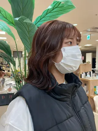 ミディアム カラー 暖色レイヤー 🥀REIRIのヘアスタイル