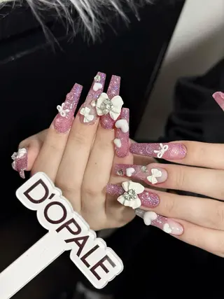 ネイル D‘OPALEサロン所属・トパサロン 上野kkのネイルデザイン