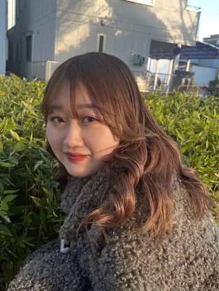 ロング カラー SHUN/ブリーチ ·透明感カラーのヘアスタイル