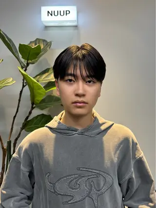 メンズ natsu/韓国ヘア /ニュアンスパーマのヘアスタイル