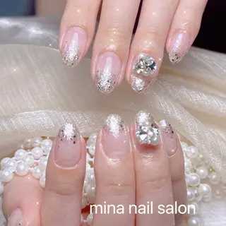 ネイル queensnail 🧸mikiのネイルデザイン