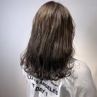 ミディアム カラー 中島 直哉のヘアスタイル