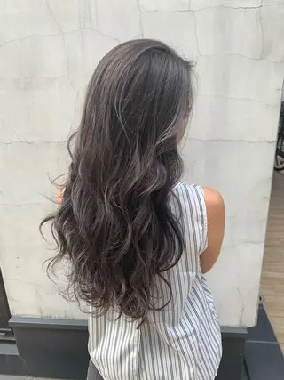 ロング カラー 深沢 秀のヘアスタイル