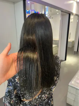 ロング カラー 愛莉/ラベンダー/ ベージュ/ブラウンのヘアスタイル