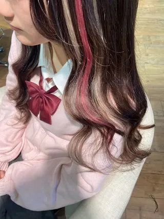 ロング カラー 🧸プルエクステ❤︎ ネイルKAO🧸のヘアスタイル