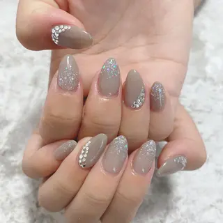 ネイル 吉岡 裕子のネイルデザイン