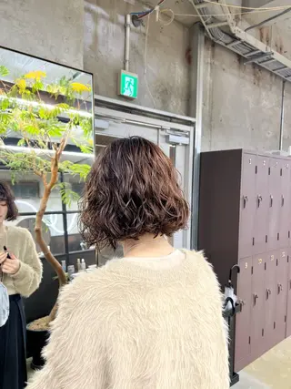 ミディアム カラー パーマ era所属・azumi/ボブ/暖 色/オリーブ/縮毛のヘアスタイル