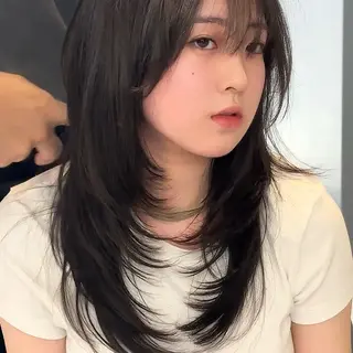ロング かめい しいなのヘアスタイル