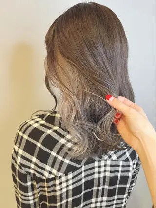 ロング 宮原 佳苗のヘアスタイル