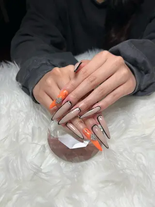 ネイル 井尻 紗菜のネイルデザイン