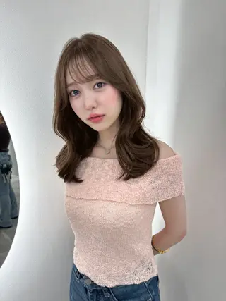 ミディアム ばんちなつ / 透明感カラーのヘアスタイル